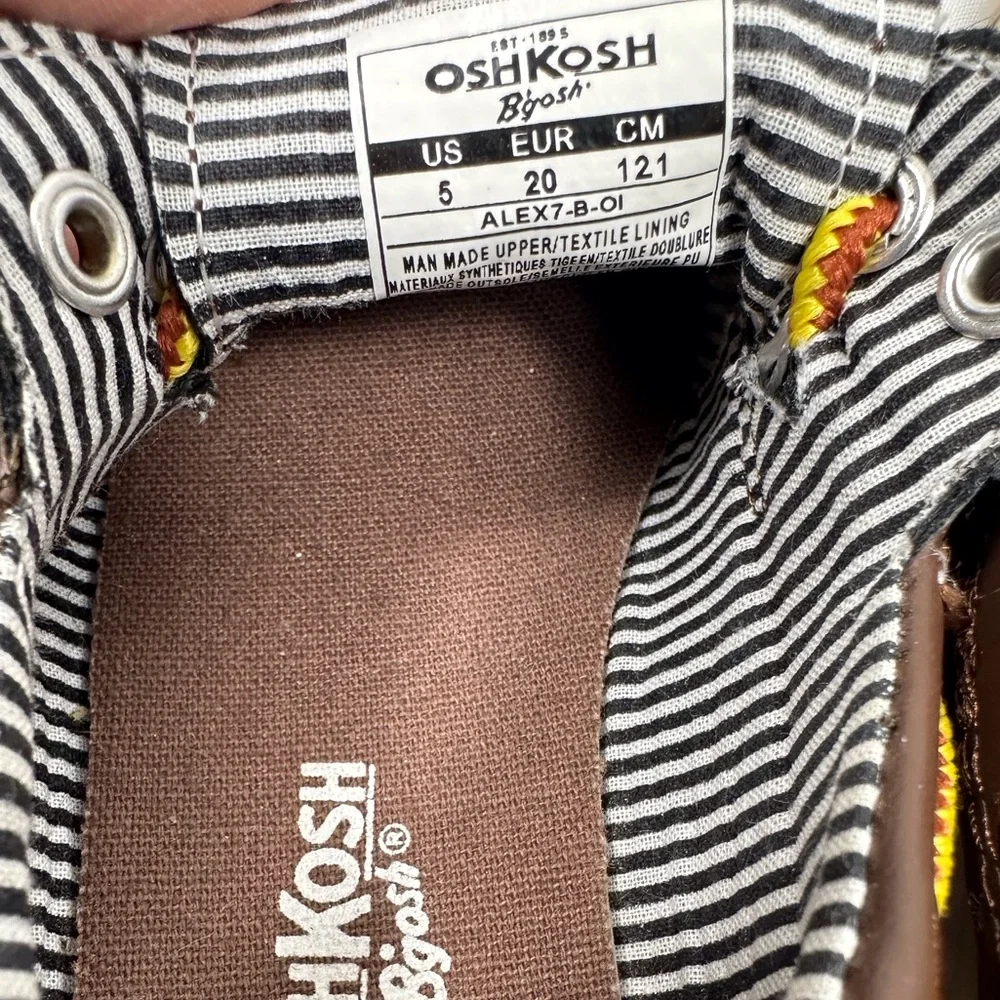 Oshkosh loafers size 5 children’s